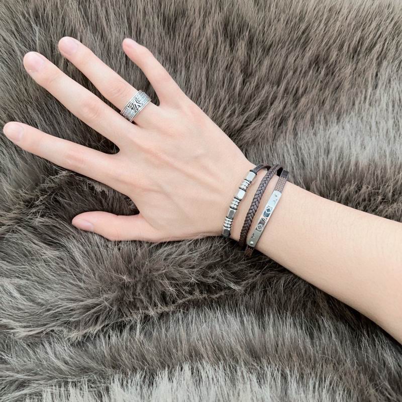 LV Bracelet  05yxs176 (13)