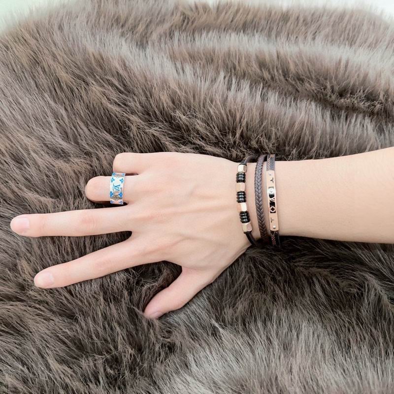 LV Bracelet  05yxs176 (25)