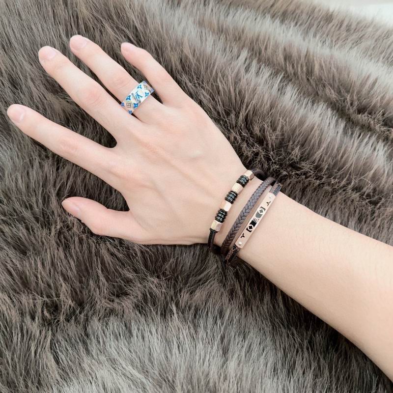 LV Bracelet  05yxs176 (27)