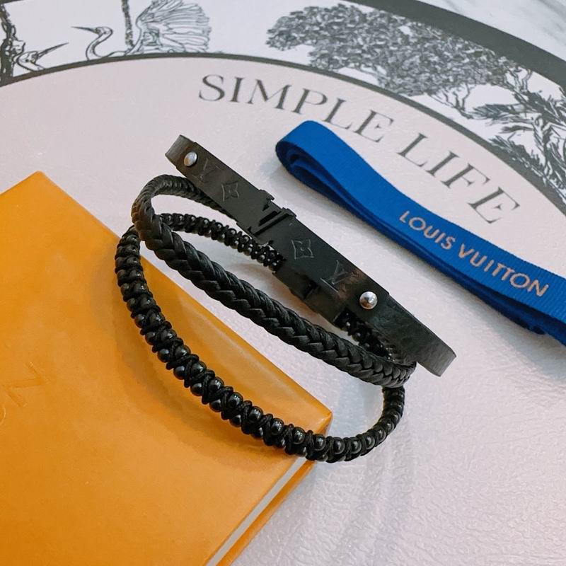 LV Bracelet  05yxs178 (20)