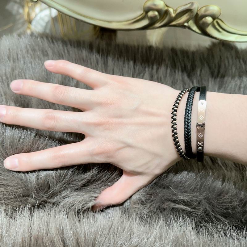 LV Bracelet  05yxs178 (4)