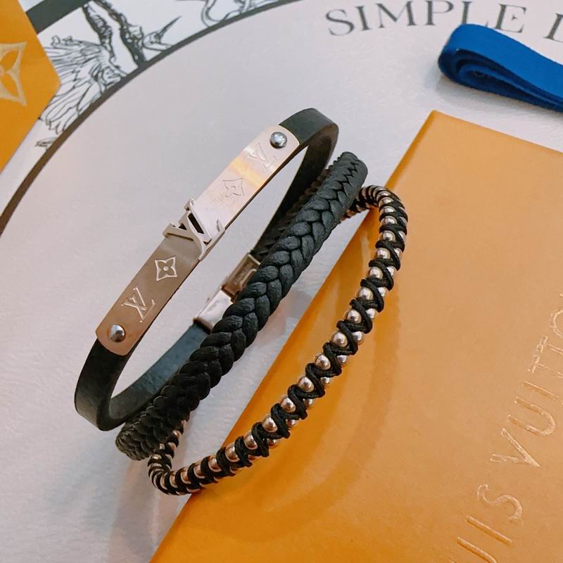 LV Bracelet  05yxs178 (5)