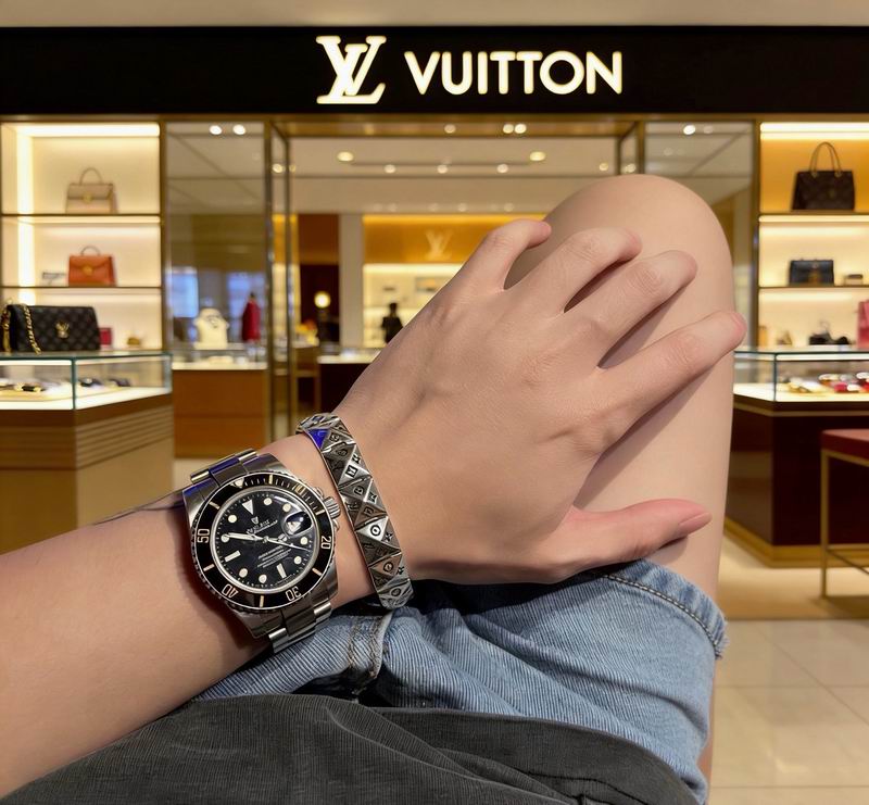 LV Bracelet  05yxs189 (4)