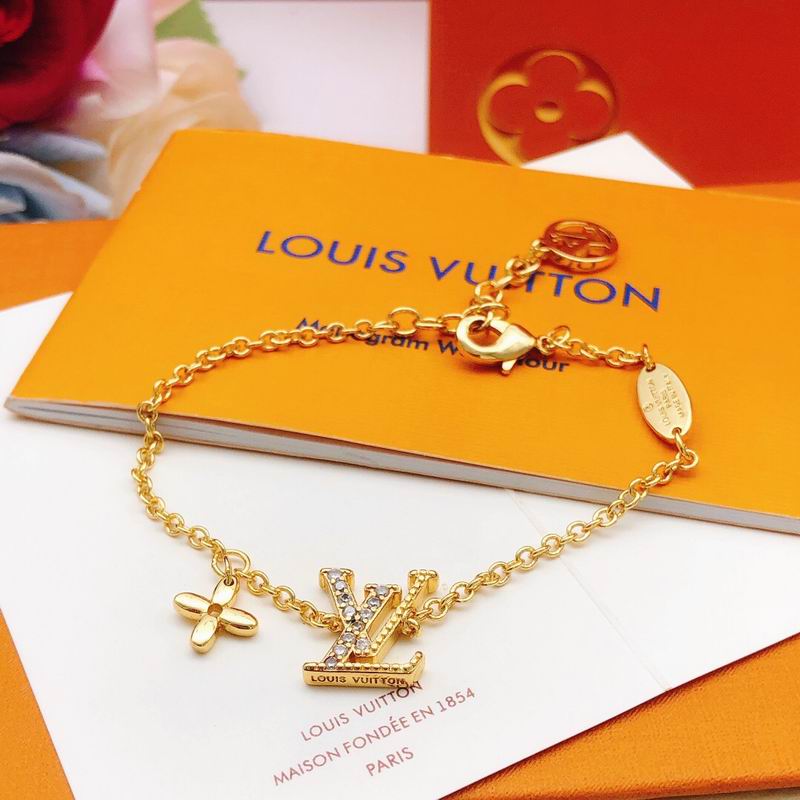 LV Bracelet  05yxs201 (4)