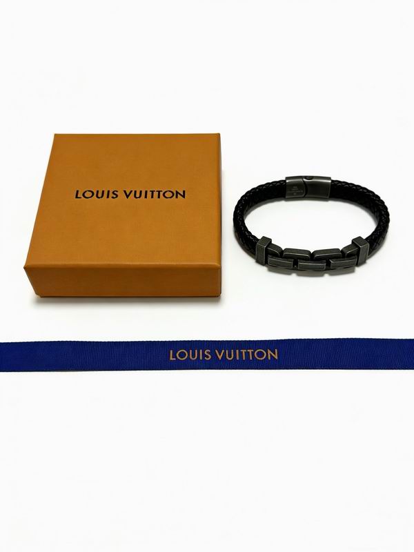 LV Bracelet  05yxs205 (5)