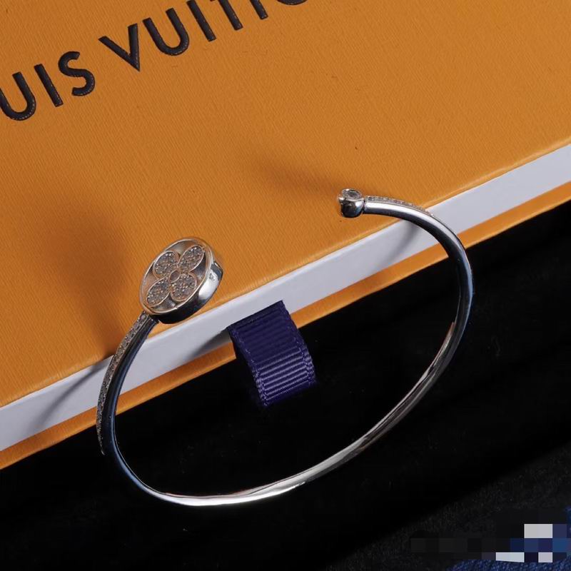 LV Bracelet  05yxs212 (5)