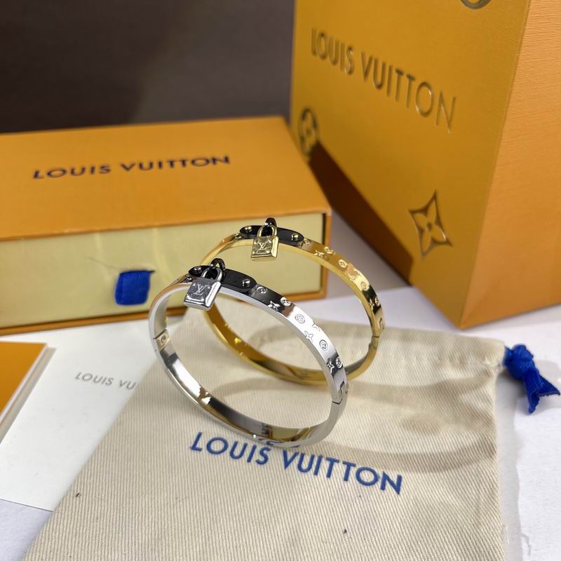 LV Bracelet  05yxs219 (2)
