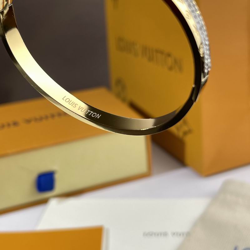LV Bracelet  05yxs221 (4)