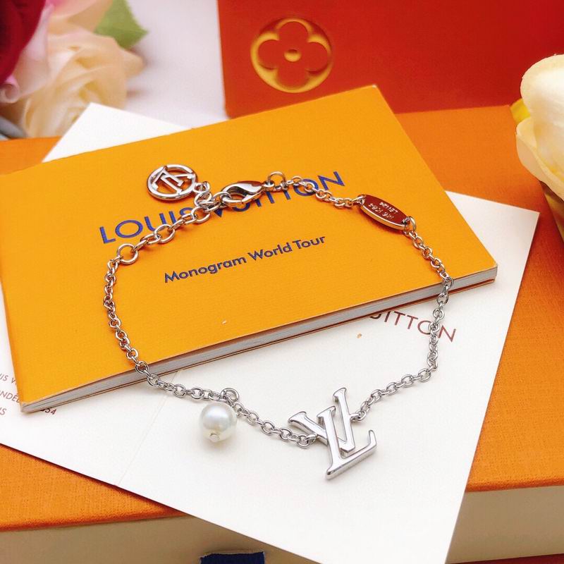 LV Bracelet  05yxs232 (4)