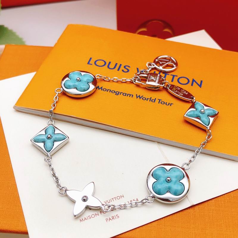 LV Bracelet  05yxs233 (1)