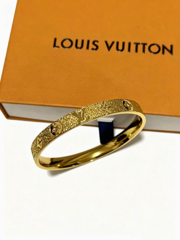 LV Bracelet  05yxs234 (2)