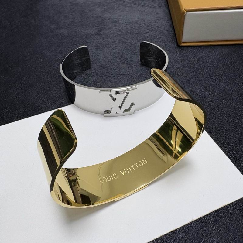 LV Bracelet  05yxs241 (3)