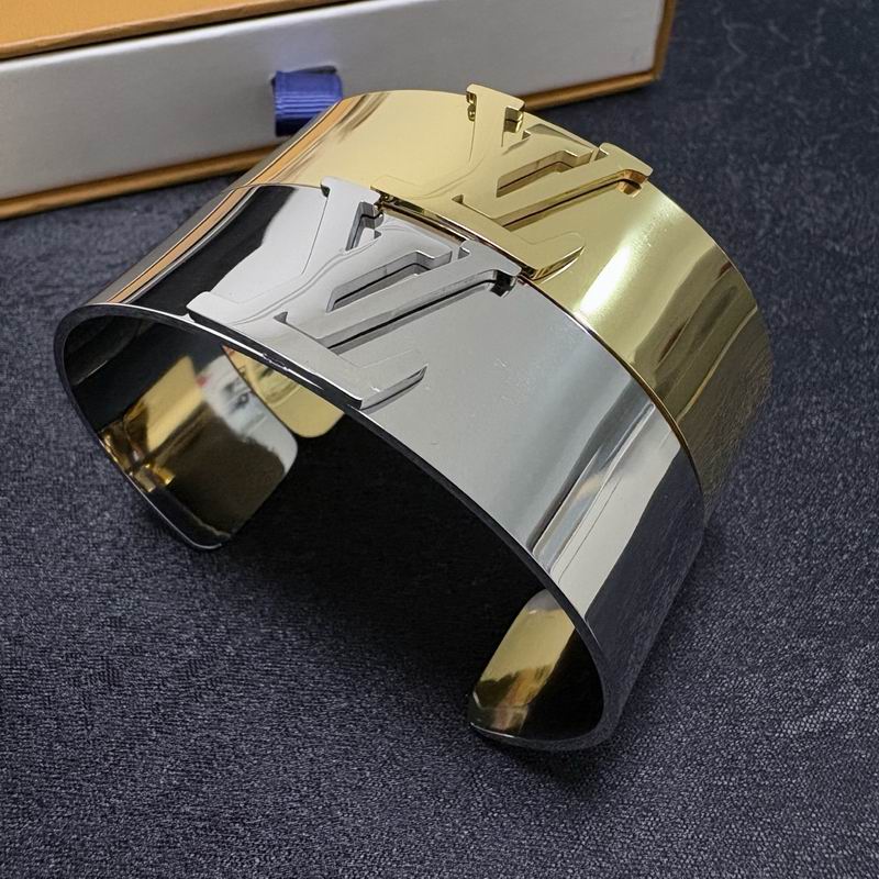 LV Bracelet  05yxs241 (5)