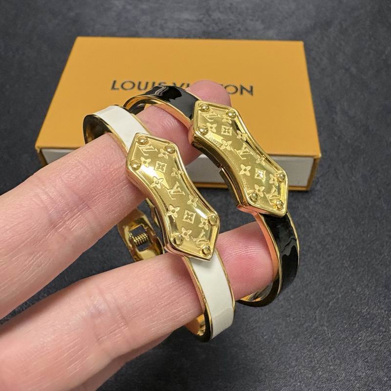 LV Bracelet  05yxs242 (6)