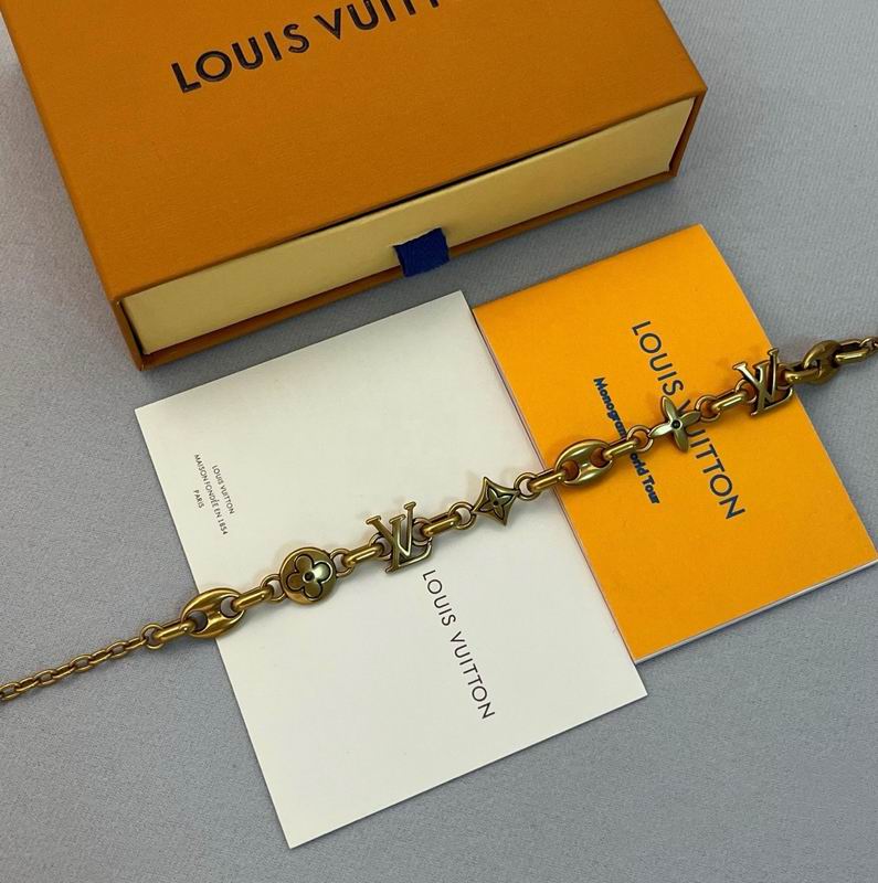 LV Bracelet  05yxs244 (2)