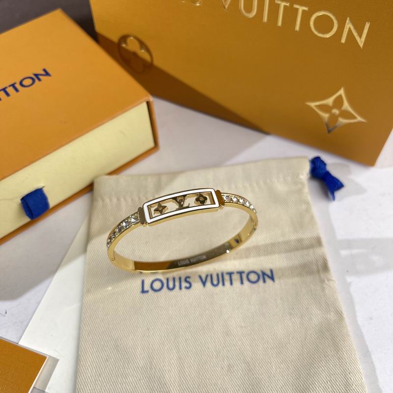 LV Bracelet  05yxs249 (3)