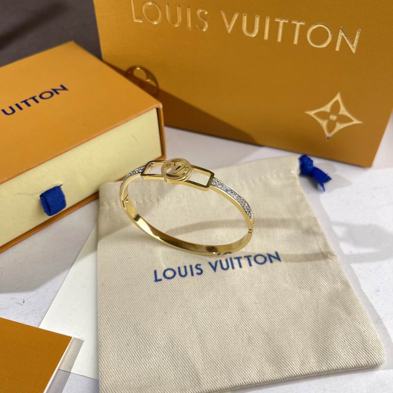 LV Bracelet  05yxs251 (2)