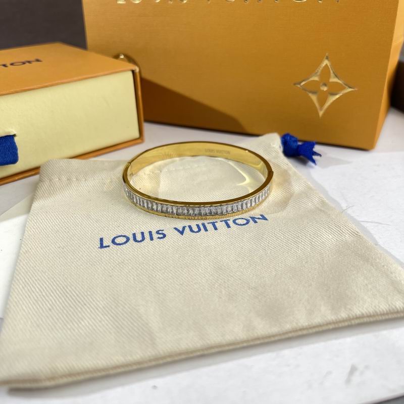 LV Bracelet  05yxs254 (2)