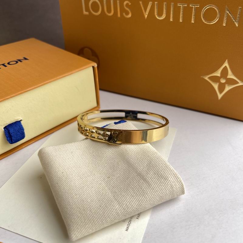 LV Bracelet  05yxs258 (2)
