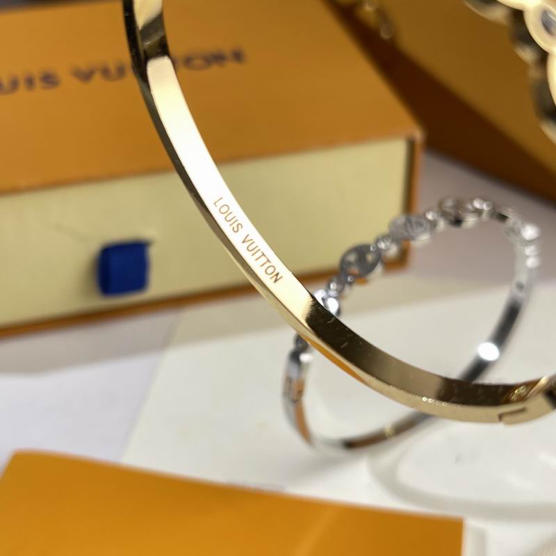 LV Bracelet  05yxs270 (4)