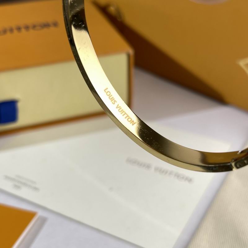 LV Bracelet  05yxs274 (4)