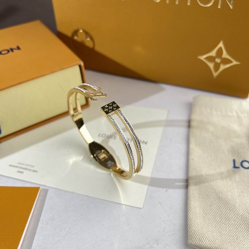 LV Bracelet  05yxs275 (3)