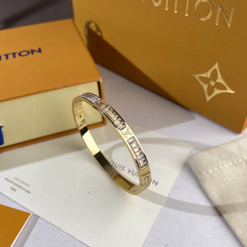 LV Bracelet  05yxs278 (2)