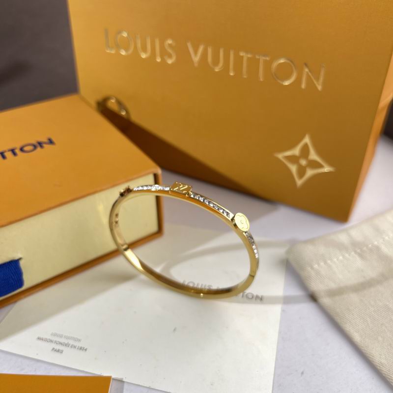 LV Bracelet  05yxs279 (2)