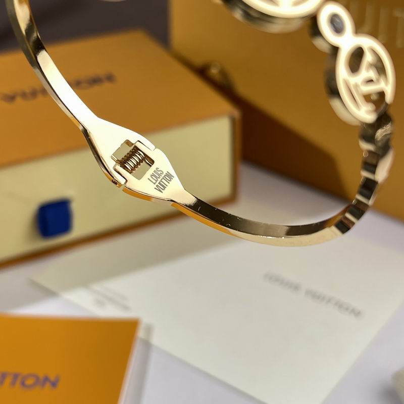 LV Bracelet  05yxs283 (3)