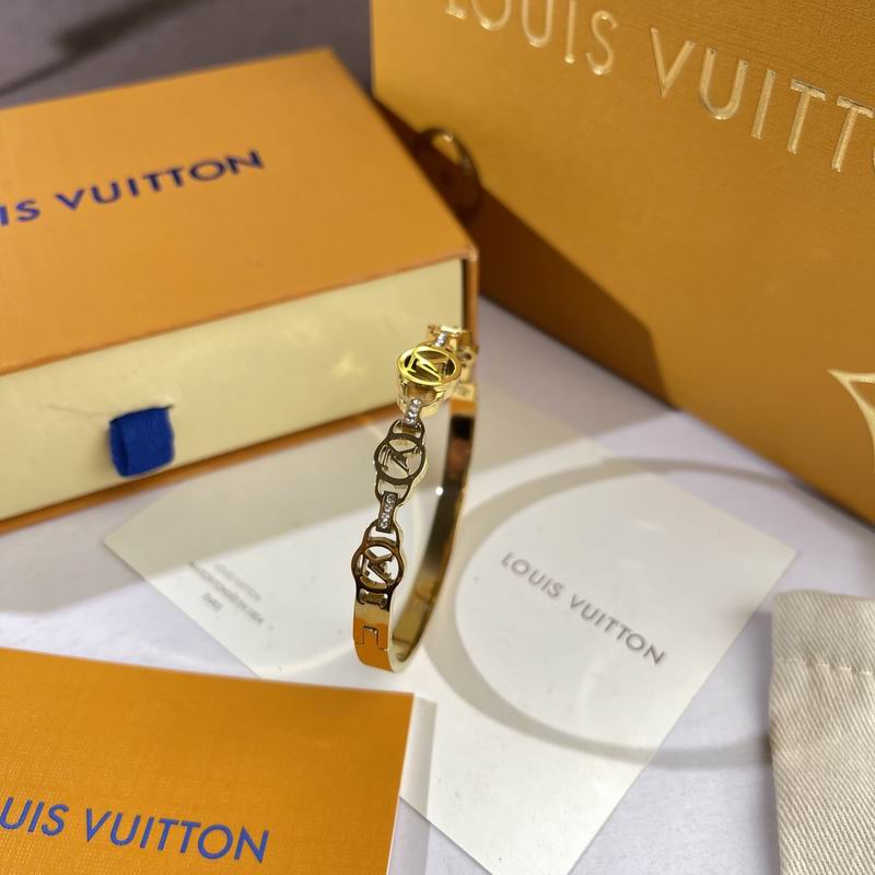LV Bracelet  05yxs284 (2)