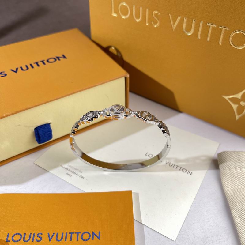 LV Bracelet  05yxs284 (3)