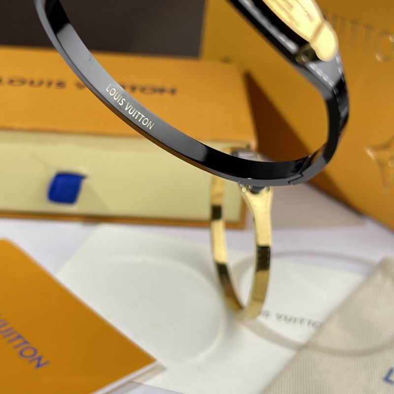 LV Bracelet  05yxs286 (4)