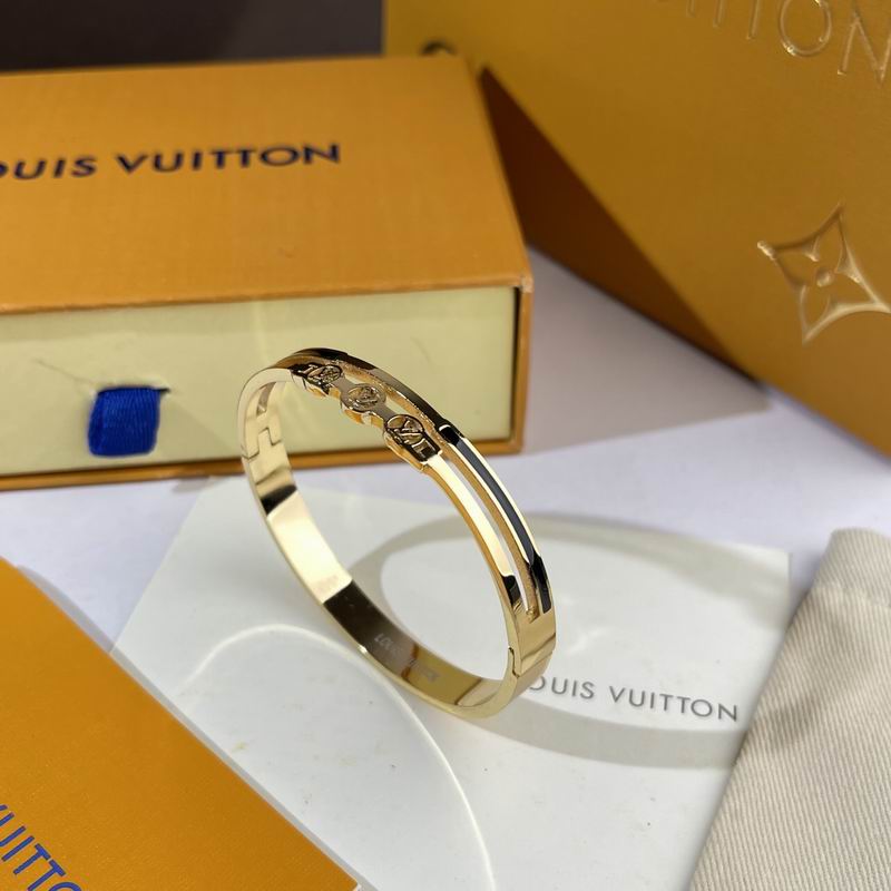 LV Bracelet  05yxs287 (2)