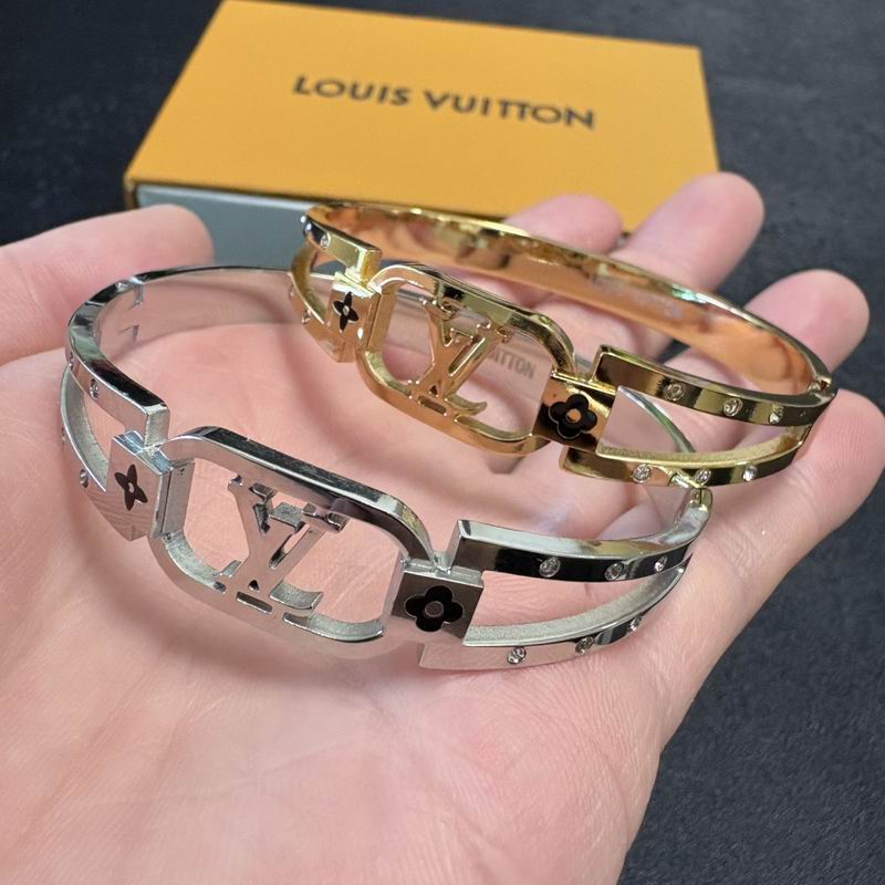 LV Bracelet  05yxs291 (7)