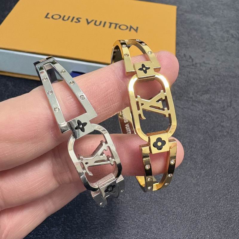 LV Bracelet  05yxs291 (9)