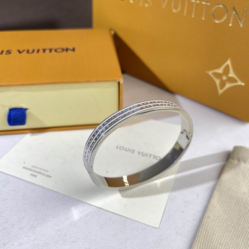 LV Bracelet  05yxs303 (4)