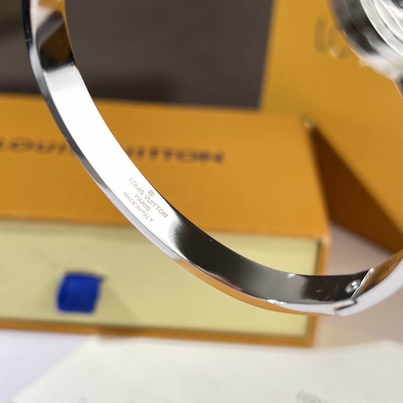 LV Bracelet  05yxs304 (4)