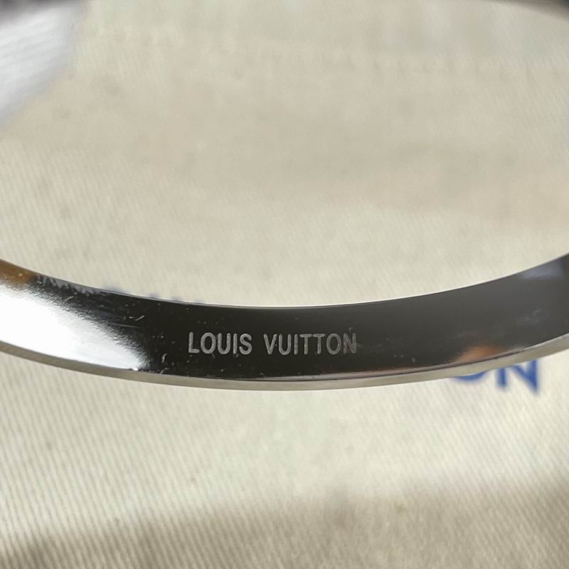 LV Bracelet  05yxs306 (4)