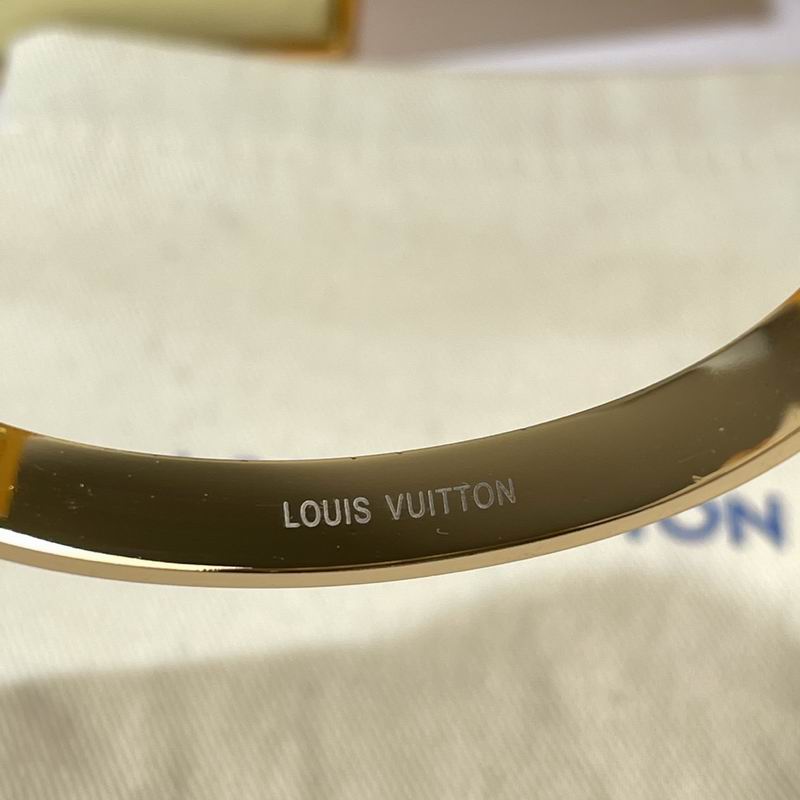 LV Bracelet  05yxs307 (4)
