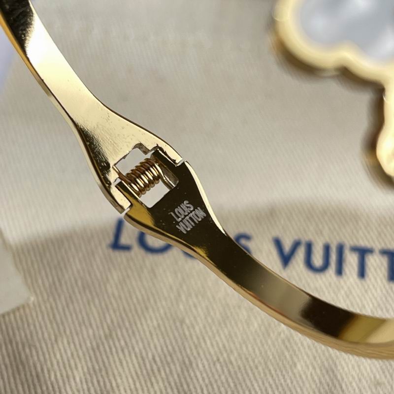 LV Bracelet  05yxs311 (4)