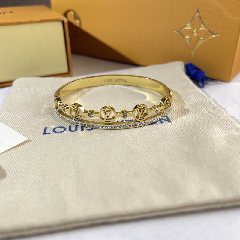 LV Bracelet  05yxs314 (3)