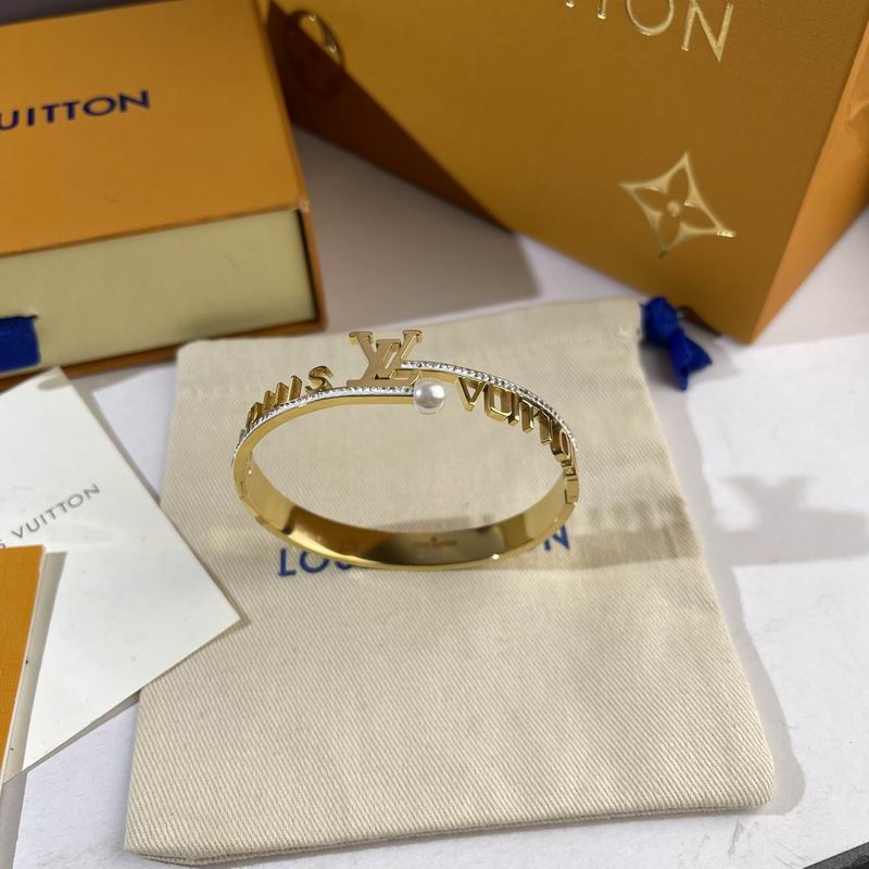 LV Bracelet  05yxs316 (2)