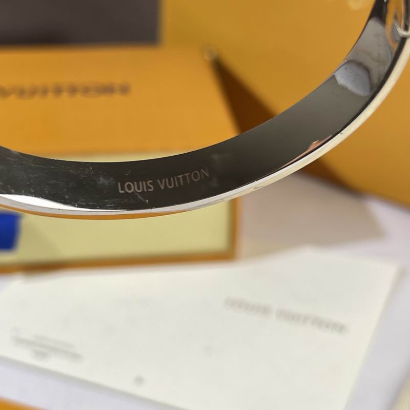 LV Bracelet  05yxs317 (4)
