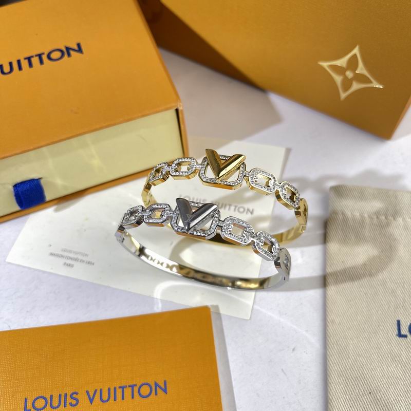 LV Bracelet  05yxs324 (1)