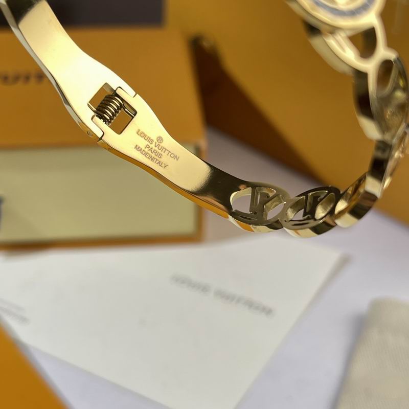 LV Bracelet  05yxs326 (4)