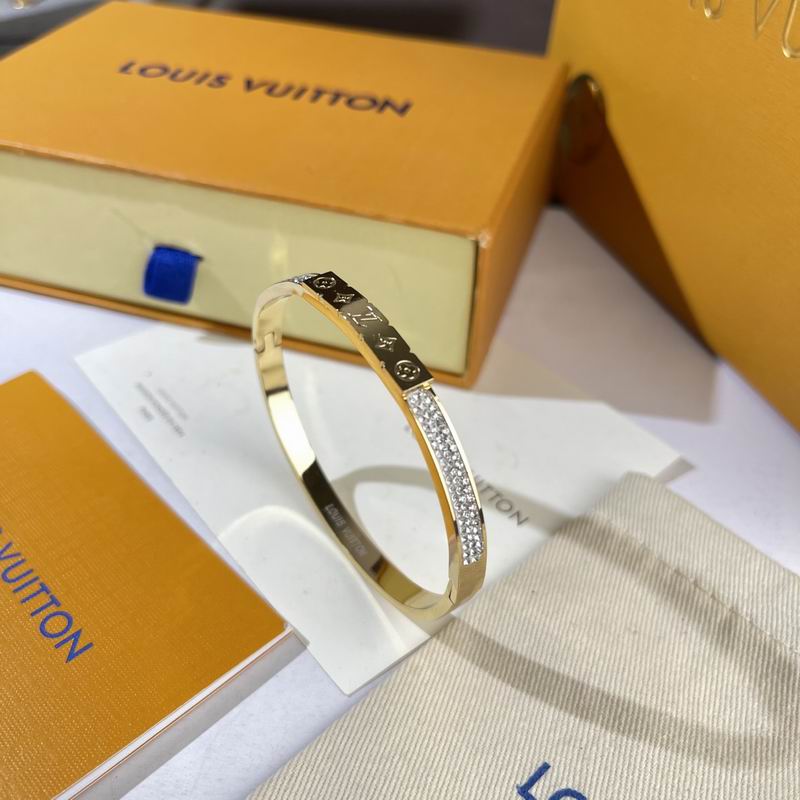 LV Bracelet  05yxs329 (2)