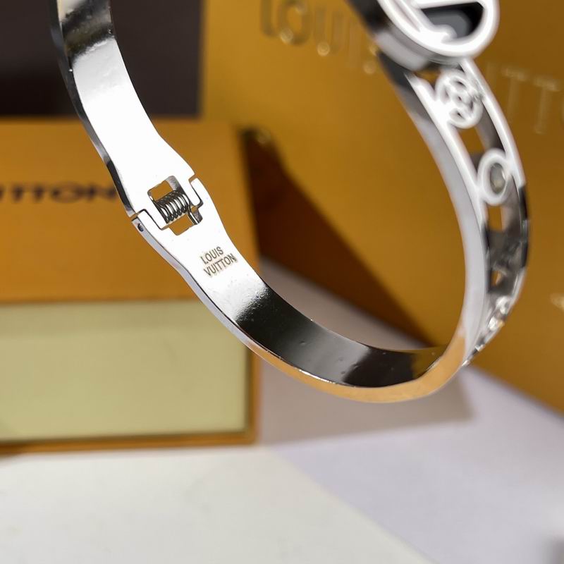 LV Bracelet  05yxs333 (4)
