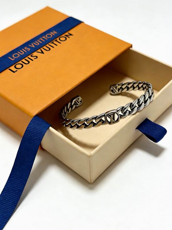LV Bracelet  05yxs337 (4)