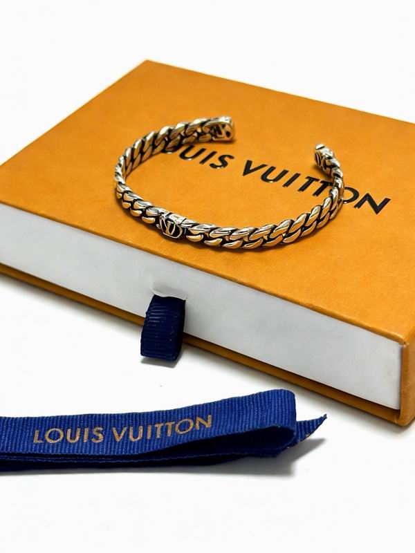 LV Bracelet  05yxs337 (5)