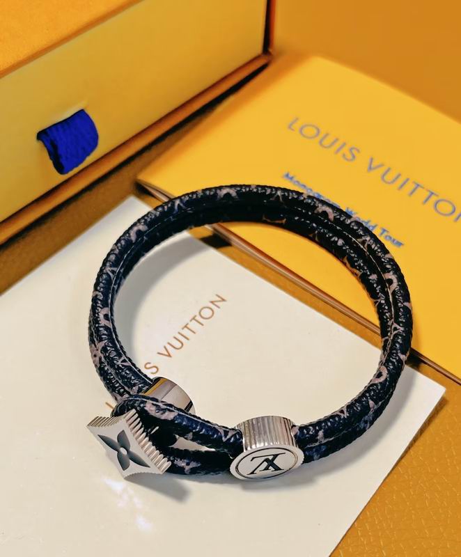 LV Bracelet  05yxs346 (7)